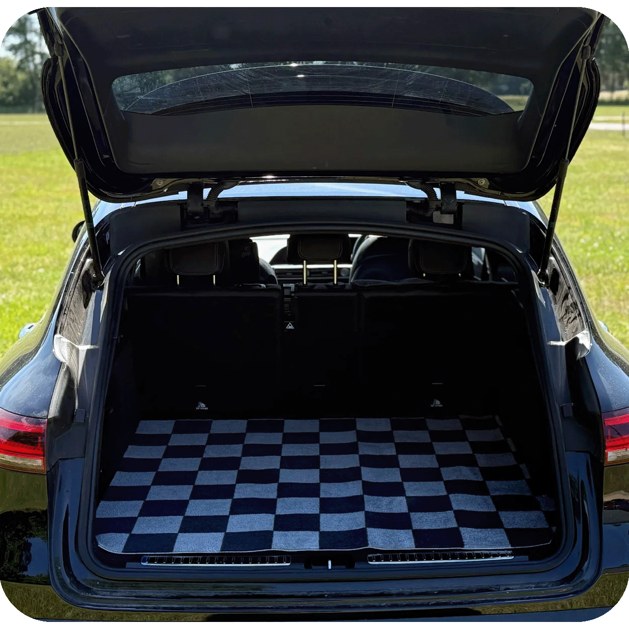 Large Check Cut-to-Size Rug